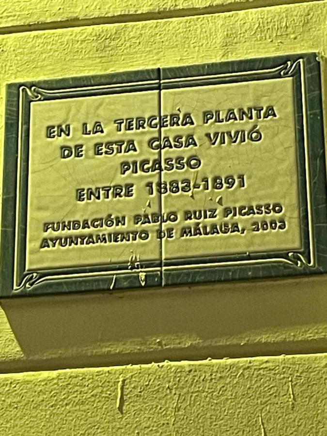 Picasso'S Tres Puertas 4 Bedrooms Malaga Exterior photo
