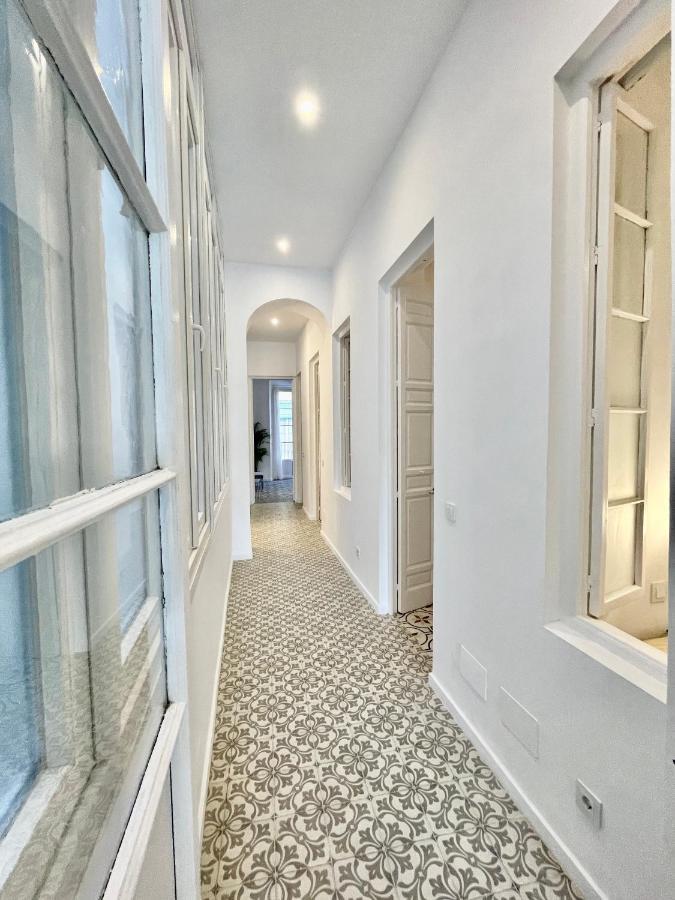 Picasso'S Tres Puertas 4 Bedrooms Malaga Exterior photo