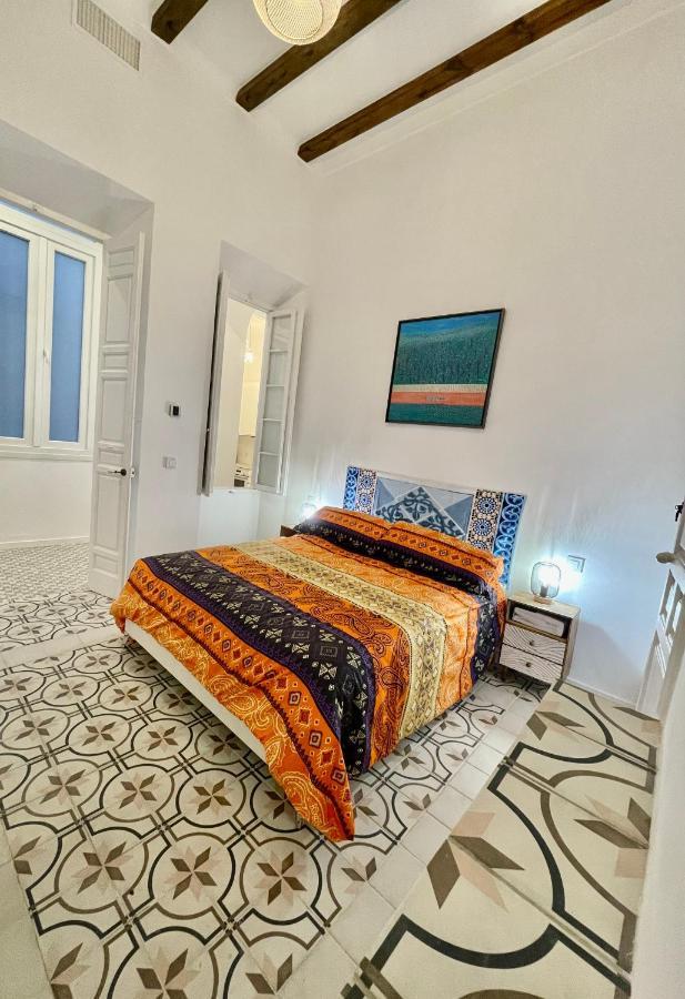 Picasso'S Tres Puertas 4 Bedrooms Malaga Exterior photo